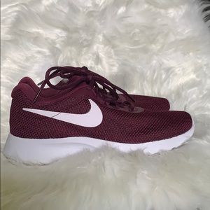 Nike Tanjun se